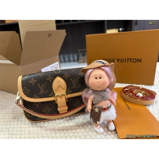 Louis Vuitton Diane (Monogram)